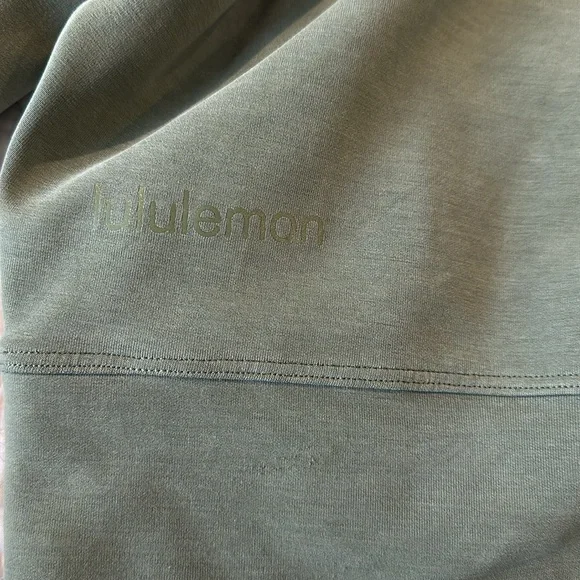 Women's Green Sweatshirt - Picture 4 of 6